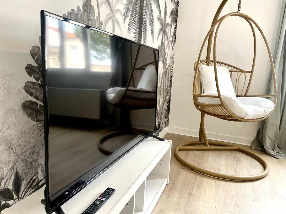 Ferienwohnung L'Instant Present - Calme & Elegant Proche Gare Roanne Exterior foto
