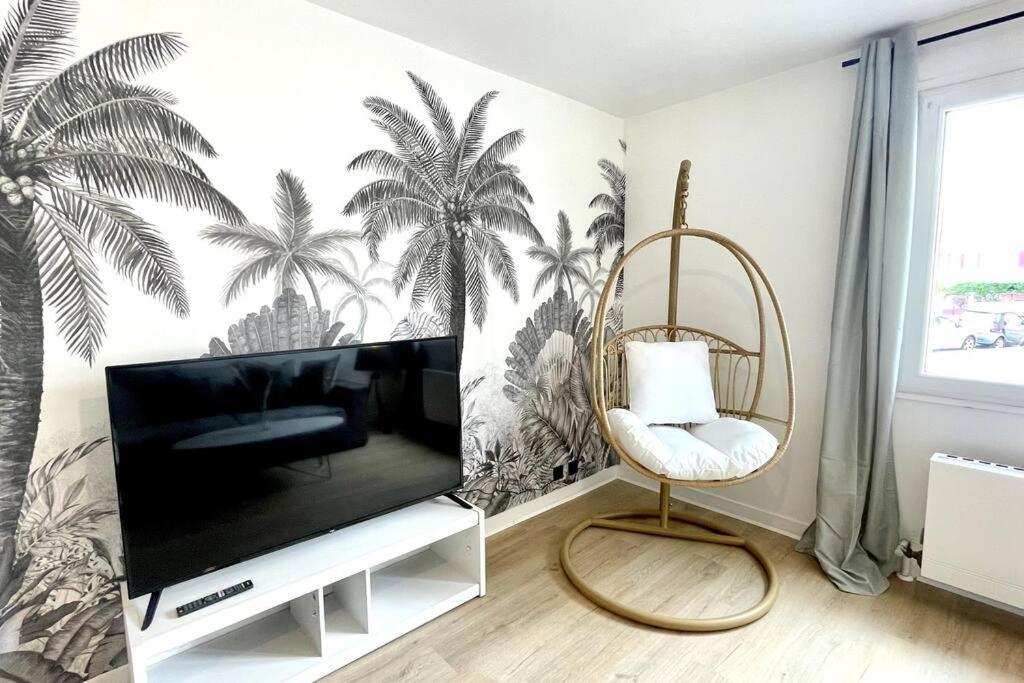 Ferienwohnung L'Instant Present - Calme & Elegant Proche Gare Roanne Exterior foto